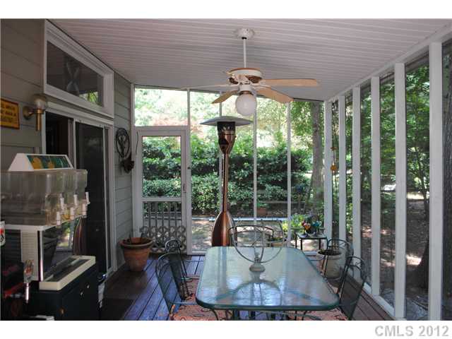 16042 Samoa Ct, Tega Cay, SC 29708 photo 5