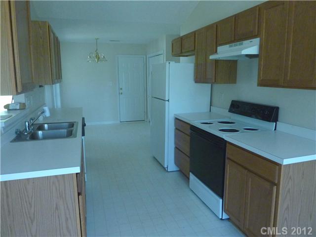 2000 Briarberry Ln, Monroe, NC 28112 photo 4