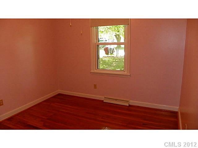 308 4th St, Stanley, NC 28164 photo 5