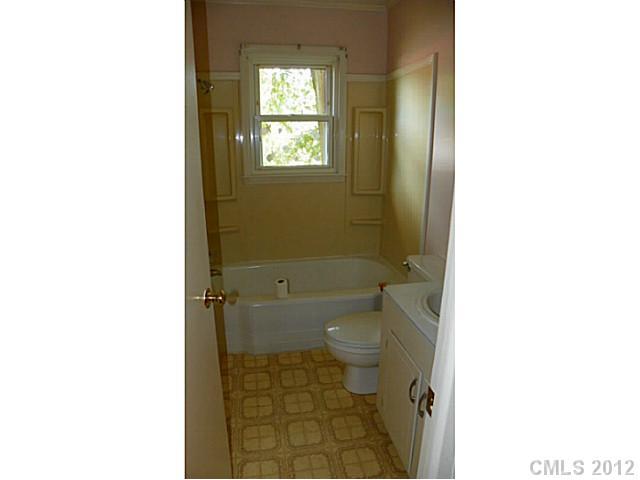 308 4th St, Stanley, NC 28164 photo 8