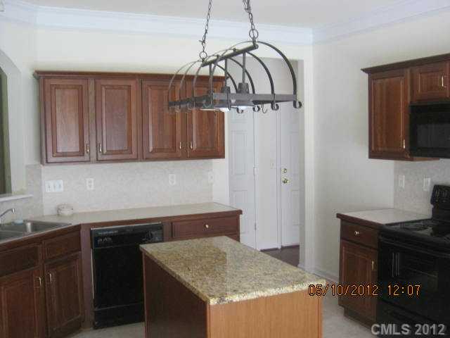 6850 Lowesville Ln, Stanley, NC 28164 photo 6