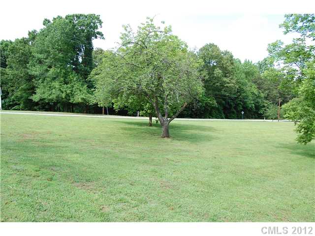 1022 E 22nd St, Kannapolis, NC 28083 photo 3