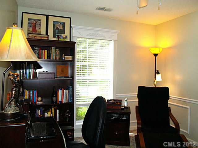 13710 Portpatrick Ln, Matthews, NC 28105 photo 10