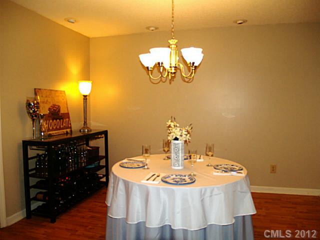 13710 Portpatrick Ln, Matthews, NC 28105 photo 3