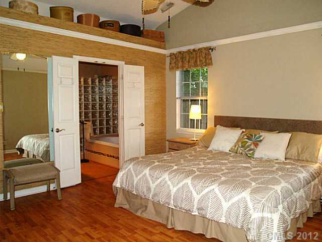 13710 Portpatrick Ln, Matthews, NC 28105 photo 7