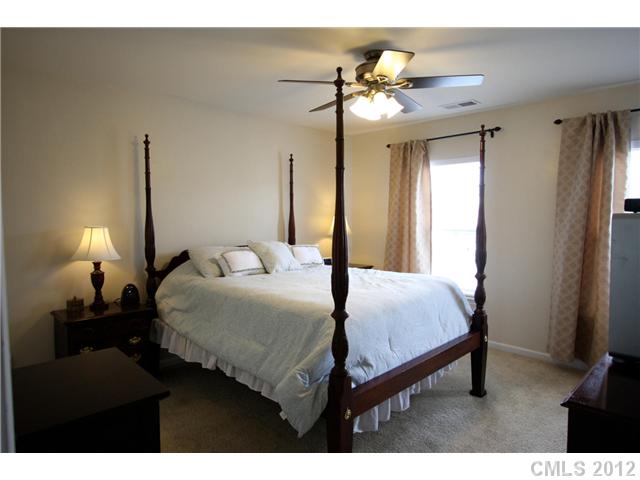 10821 Traders Ct, Davidson, NC 28036 photo 6
