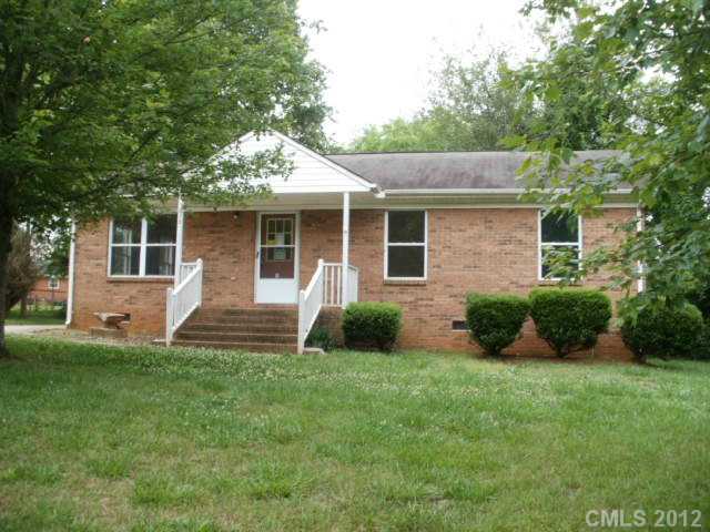 513 Cardinal Ct, Davidson, NC 28036 photo 1