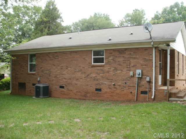 513 Cardinal Ct, Davidson, NC 28036 photo 2