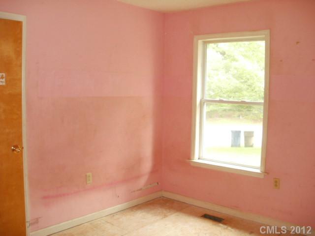 513 Cardinal Ct, Davidson, NC 28036 photo 3
