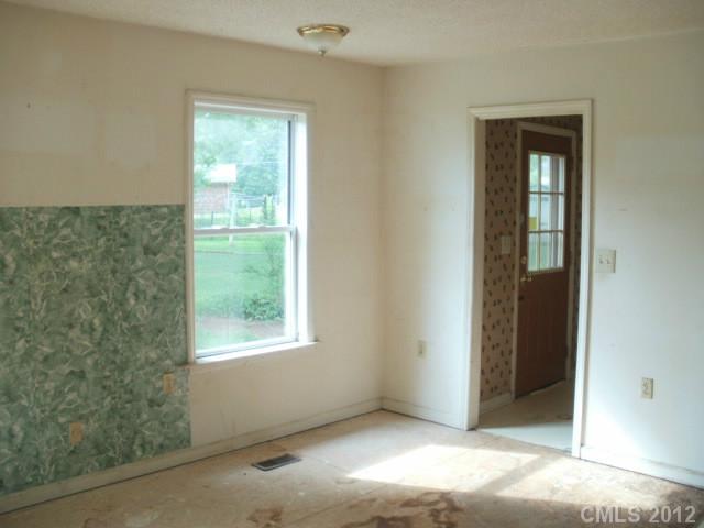 513 Cardinal Ct, Davidson, NC 28036 photo 7
