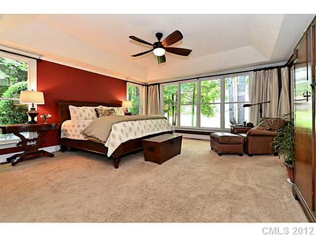18840 Greyton Ln, Davidson, NC 28036 photo 1