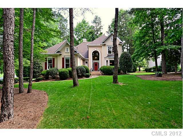 18840 Greyton Ln, Davidson, NC 28036 photo 2
