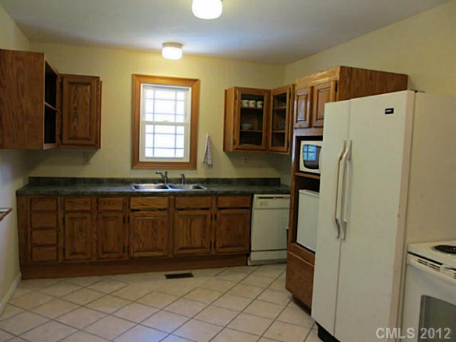 633 Concord Rd, Davidson, NC 28036 photo 5