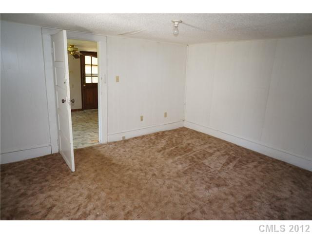 445 Rabbit Hwy, Harmony, NC 28634 photo 12