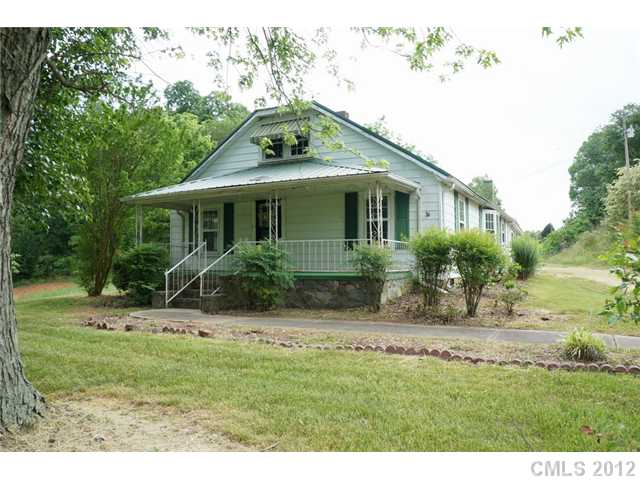 445 Rabbit Hwy, Harmony, NC 28634 photo 1