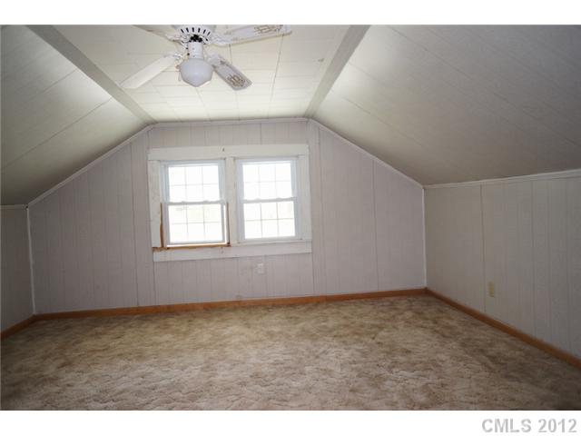 445 Rabbit Hwy, Harmony, NC 28634 photo 13