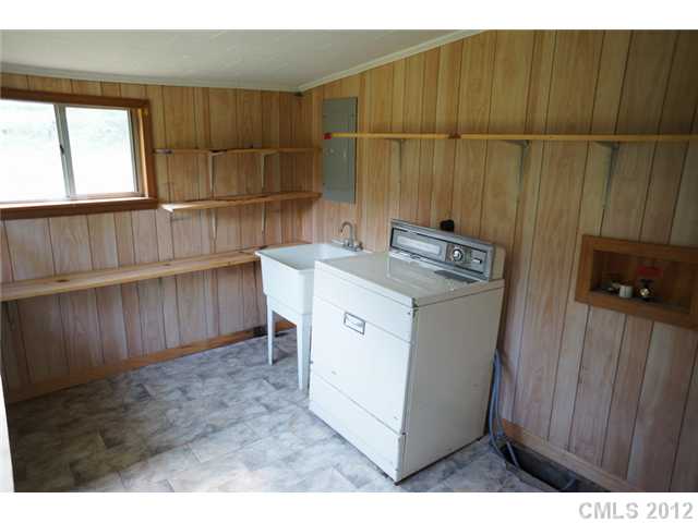 445 Rabbit Hwy, Harmony, NC 28634 photo 14