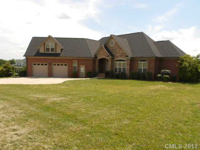 2625 Tara Dr, Monroe, NC 28112 photo 1