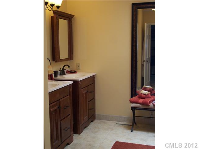 6372 Harbor Dr, Concord, NC 28025 photo 11