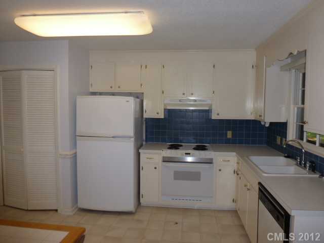 557 Freemont Dr, Lancaster, SC 29720 photo 8