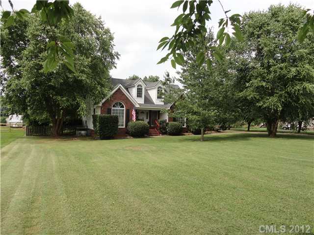 3704 Maple Knoll Dr, Monroe, NC 28112 photo 2