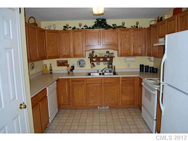 120 Boyd Rd, Clover, SC 29710 photo 8