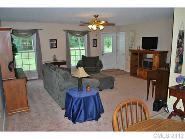 120 Boyd Rd, Clover, SC 29710 photo 5