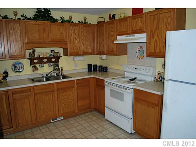 120 Boyd Rd, Clover, SC 29710 photo 6
