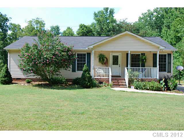 120 Boyd Rd, Clover, SC 29710 photo 1