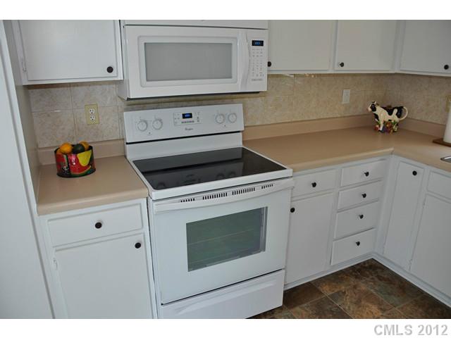 622 Gladedale Ln, Monroe, NC 28110 photo 3