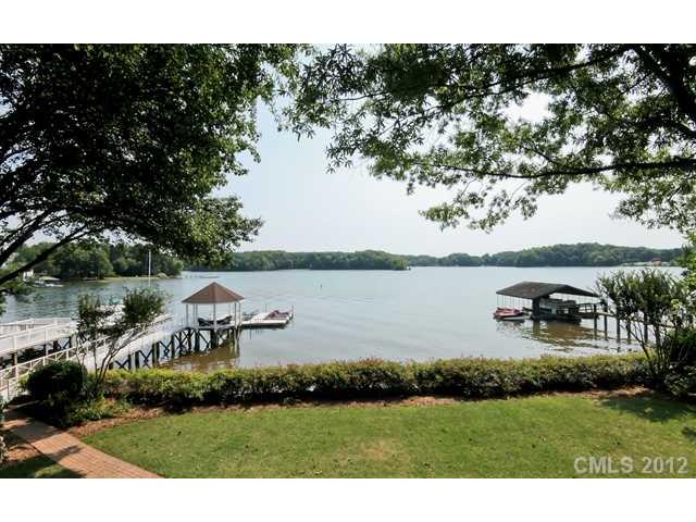 18225 Capstan Greens Rd, Cornelius, NC 28031 photo 3