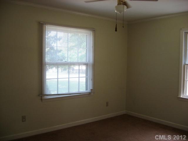 2059 Strafford Dr, Lancaster, SC 29720 photo 9