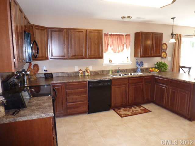 3053 Georgetown Rd, Lancaster, SC 29720 photo 5