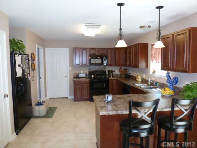 3053 Georgetown Rd, Lancaster, SC 29720 photo 4