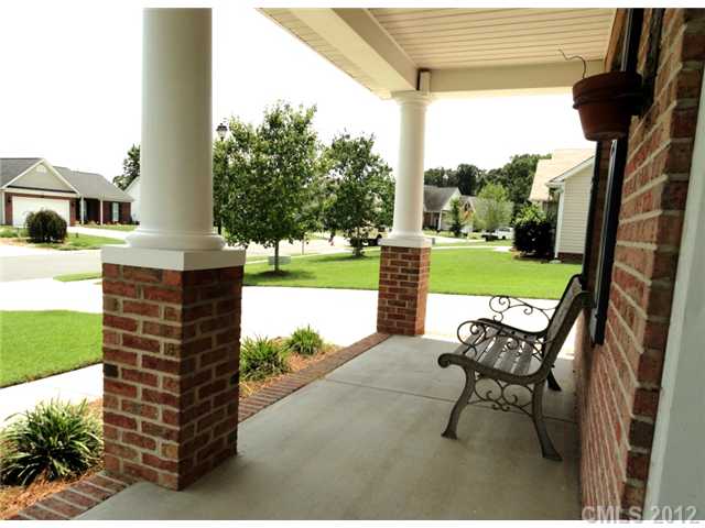 1429 Winthrop Ln, Monroe, NC 28110 photo 2