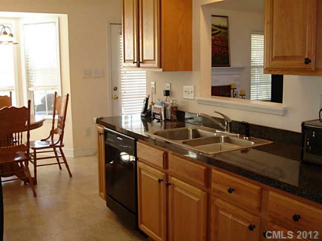 3348 Flagler Cir, Midland, NC 28107 photo 5