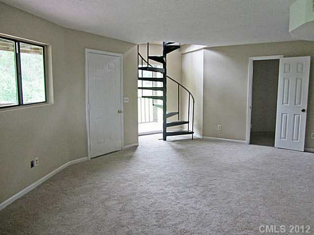 6051 Windjammer Dr, Tega Cay, SC 29708 photo 9
