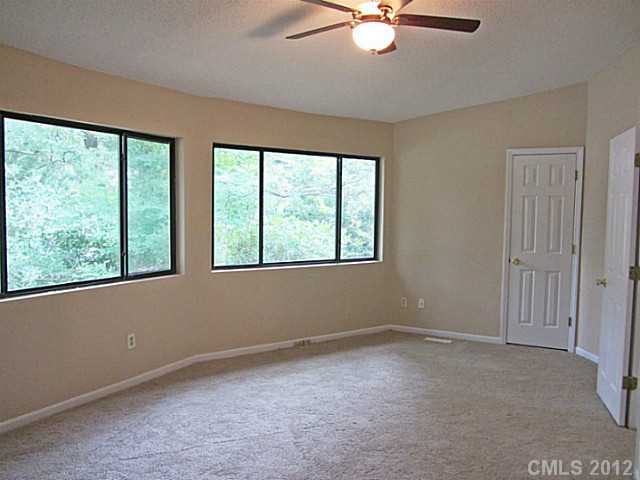 6051 Windjammer Dr, Tega Cay, SC 29708 photo 8