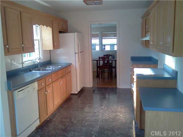 321 E 19th St, Kannapolis, NC 28083 photo 10
