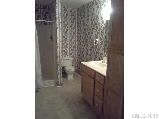 321 E 19th St, Kannapolis, NC 28083 photo 13
