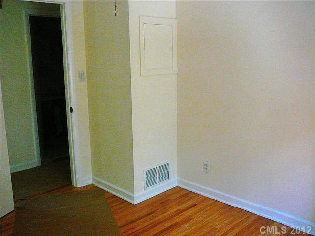 448 E John St, Matthews, NC 28105 photo 6