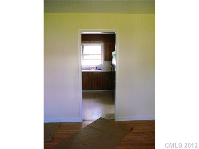 448 E John St, Matthews, NC 28105 photo 9