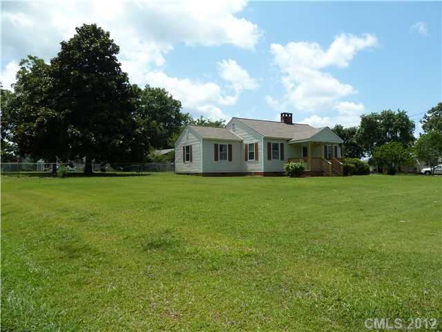 894 Hampton Grace Ave, Lancaster, SC 29720 photo 1