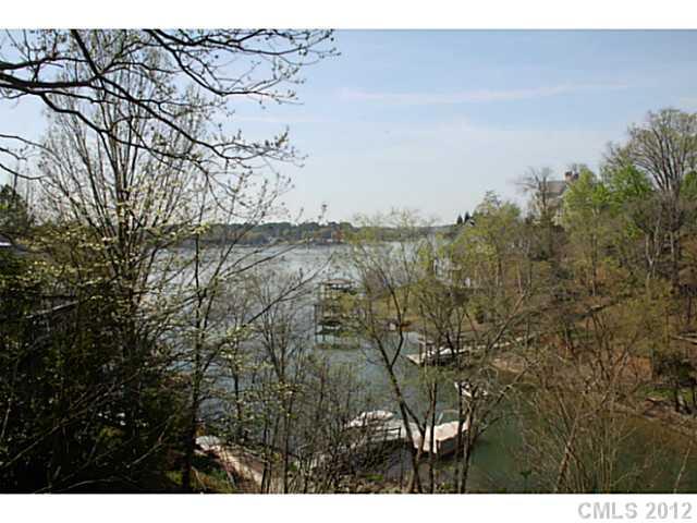 4016 Windward Dr, Tega Cay, SC 29708 photo 2