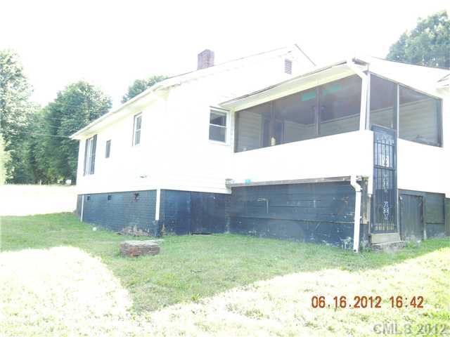 513 E 20th St, Kannapolis, NC 28083 photo 4