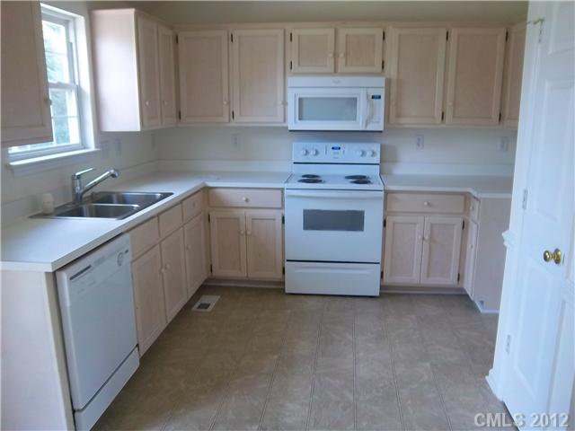 5707 Bentgrass Ct, Monroe, NC 28110 photo 3