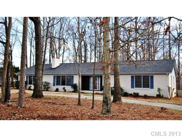 1614 Hunter Oak Dr, Monroe, NC 28110 photo 2