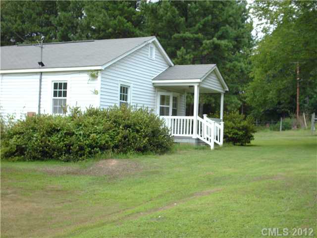 300 Durham Rd, Stanley, NC 28164 photo 2