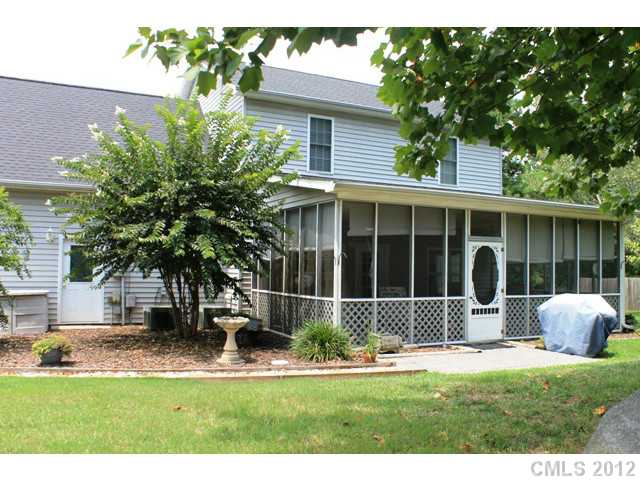 201 Pineridge St, Locust, NC 28097 photo 2