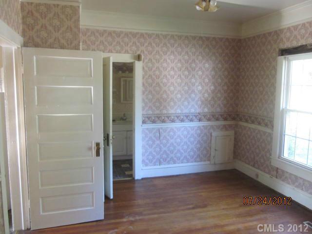 400 E 11th St, Kannapolis, NC 28083 photo 6